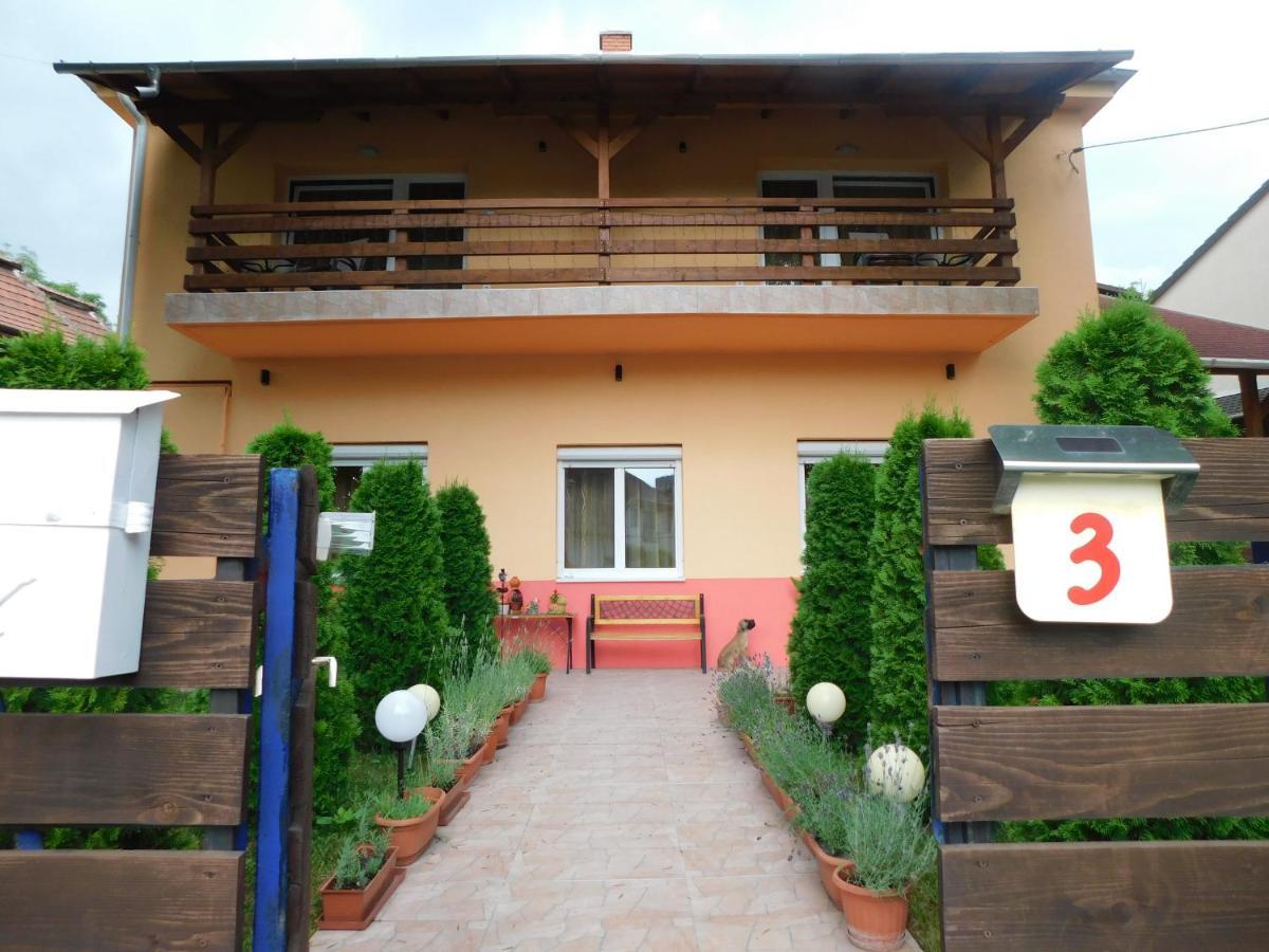 Éden II. Hotel Miskolc Buitenkant foto