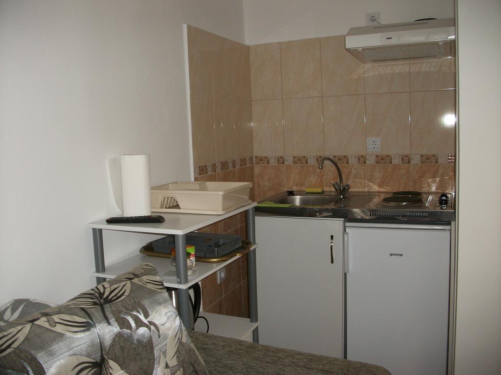 Éden II. Hotel Miskolc Buitenkant foto